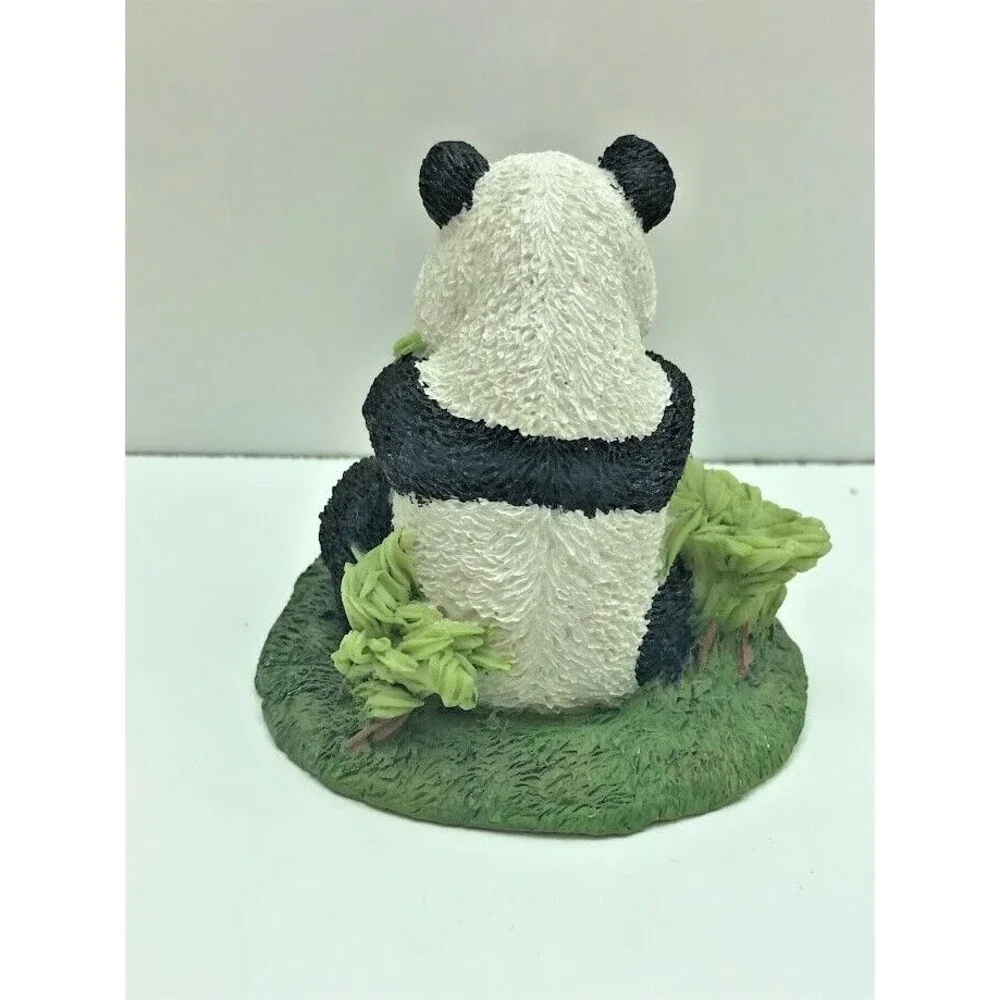 Ceramic World Inc Panda Bear Eating Bamboo Resin Figurine Statue 3.5” Figure
